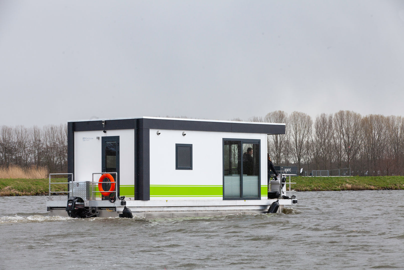 Hausboot an der Mecklenburgischen Seenplatte kaufen